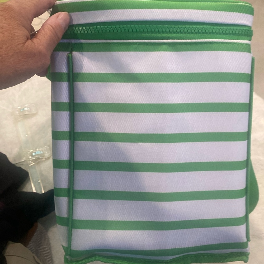 🆕♠️kate spade♠️ Cooler Bag, “Green Stripes”♠️ - Picture 4 of 7